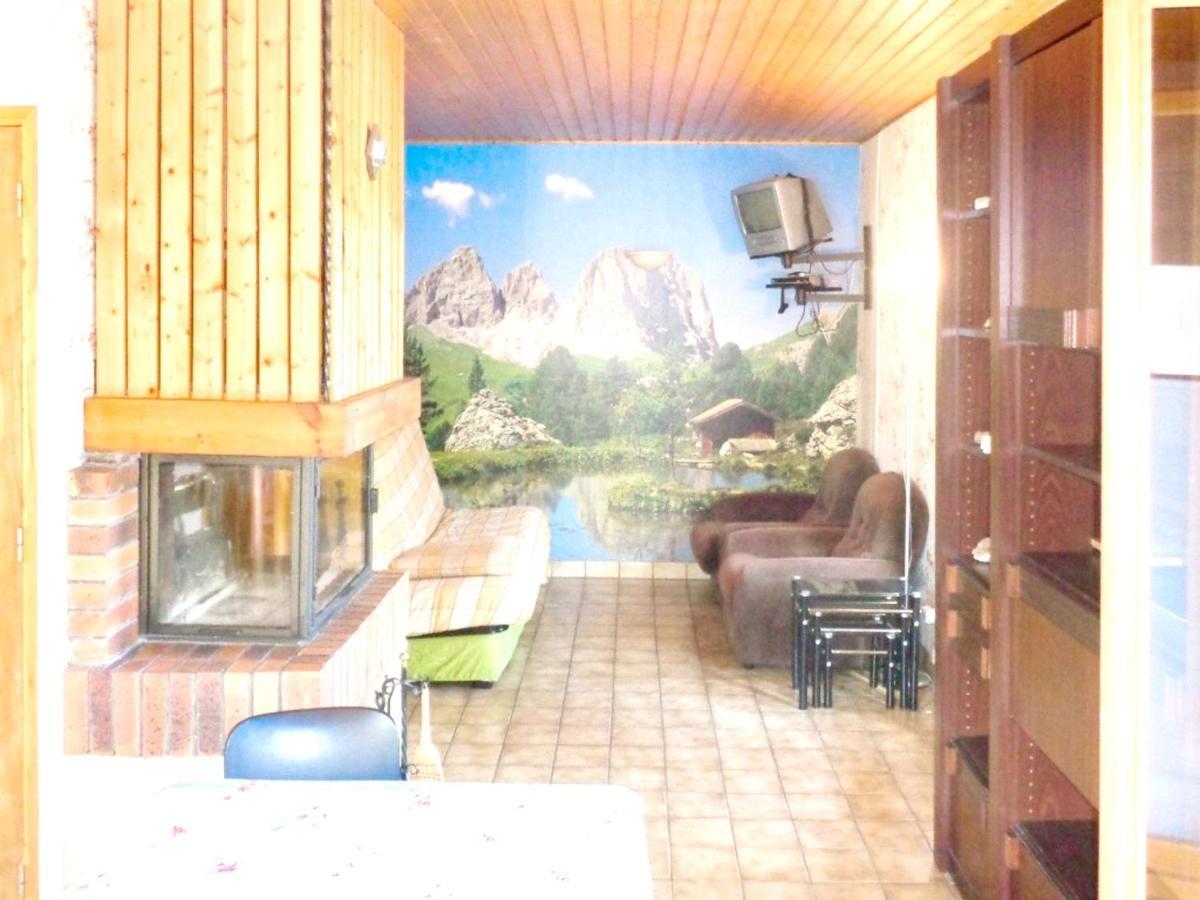 Chalet Charmant A Saint-Gerons Avec Piscine Partagee Экстерьер фото